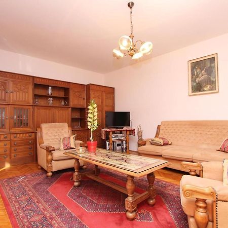 Apartment Clementina Višnjan Eksteriør billede